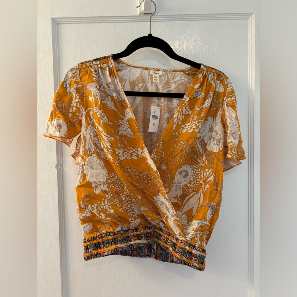 NWT Anthropologie top XS